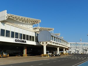 Fachada do Aeroporto de Goiânia